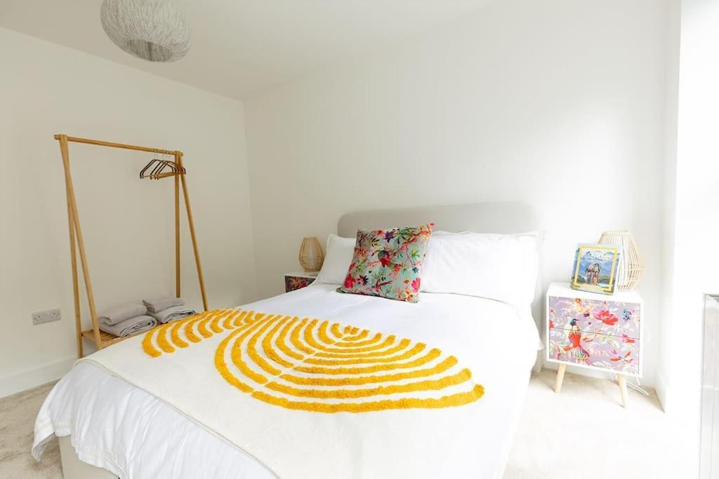 Paper Mill - Experience The City And Nature Side Of This Stay! Sheffield Exterior photo